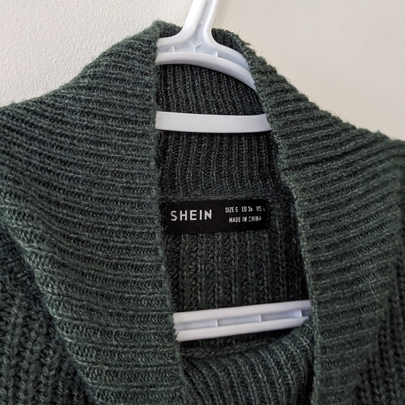 Green High Neck Cropped Sweater - Picture 2 of 4